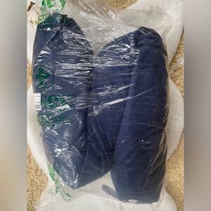 New with tags POSEY BEDFELLOW POSITION ROLLS. Provides FULL BODY SUPPORT.